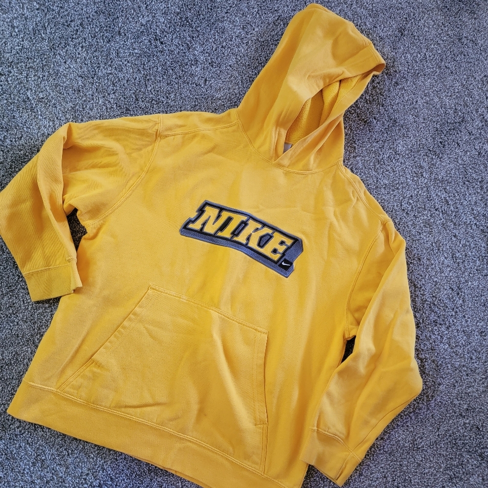 Boys Nike hoodie size 14/16